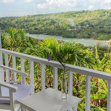 Stardust Villas Nusa Lembongan  Exterior photo