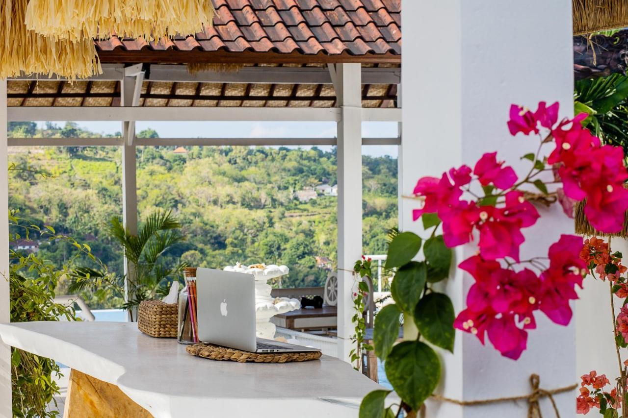 Stardust Villas Nusa Lembongan  Exterior photo